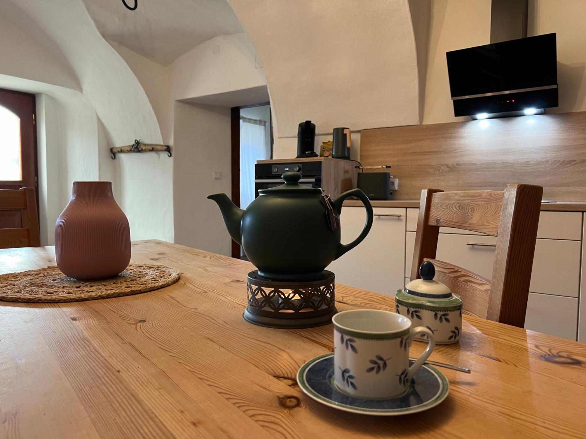 Apartment Mahar